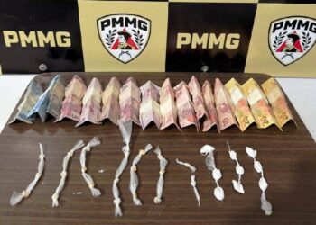 PMMG retira drogas de circulação após denúncia anônima em Central de Minas