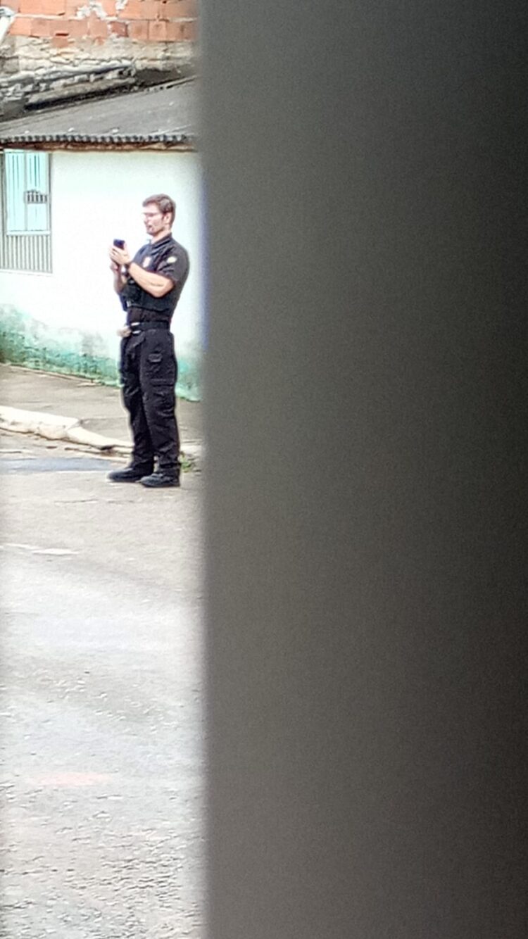 Polícia Federal cumpre mandados em Nova Belém e conduz prefeito e vice para Governador Valadares
