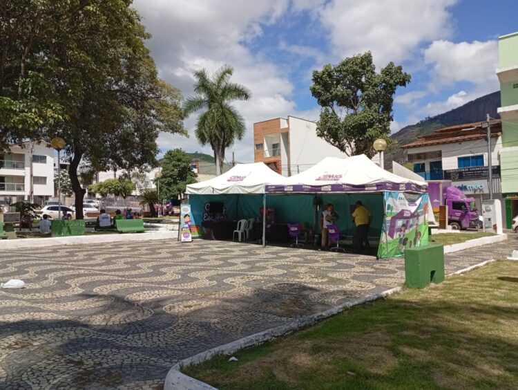 Cemig na Praça em Mantena: Atendimento Direto e Humanizado Conecta Companhia à Comunidade