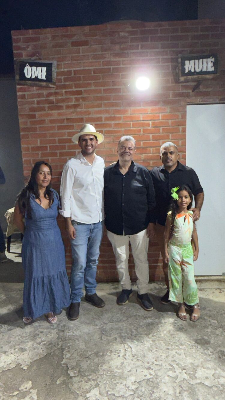 Fé e Gratidão: Marquinhos da Saúde Celebra Milagre com Culto de Ações de Graças em São João do Manteninha