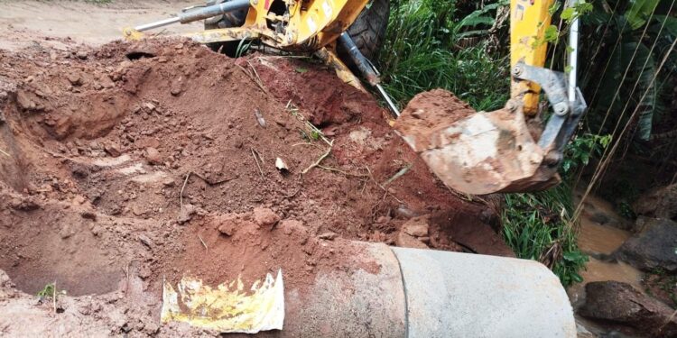 Operação Emergencial: Nova Gestão de Obras em Mantena Intensifica Reparos em Estradas Rurais