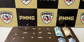 Suspeito tenta engolir crack durante abordagem policial em Central de Minas