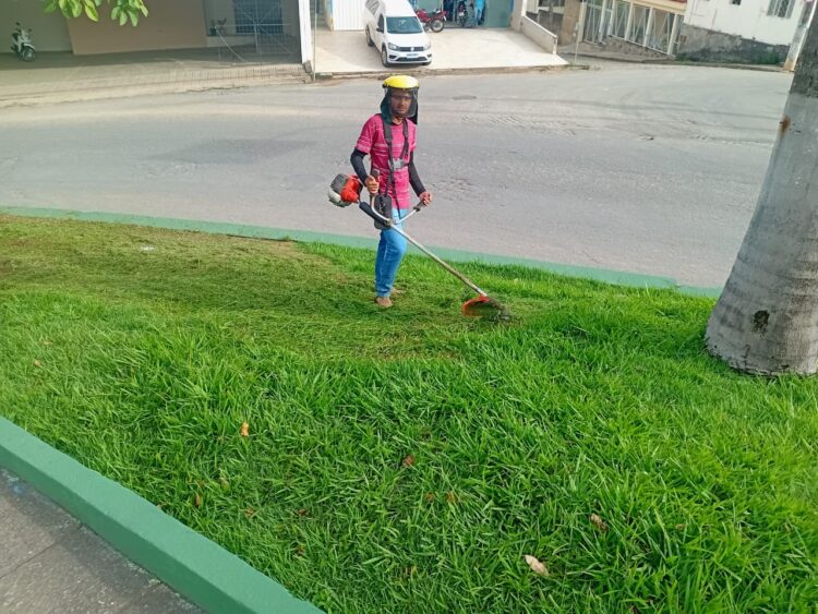Mantena Floresce: Experiência e Planejamento Transformam o Cenário Ambiental da Cidade
