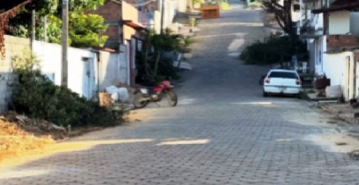 Prefeitura de Mantena Inicia Grande Mutirão da Limpeza pelo Bairro Bela Vista