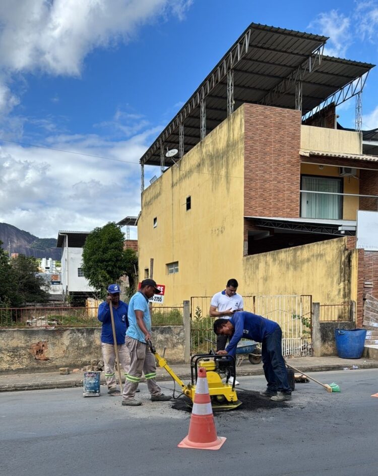 SAAE  inova com fabricação própria de asfalto para recuperação de vias em Mantena 