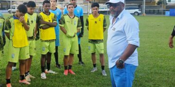 Visita Ilustre: Marcão Conhece a Diretoria do Novo Esporte Clube em Itabirinha