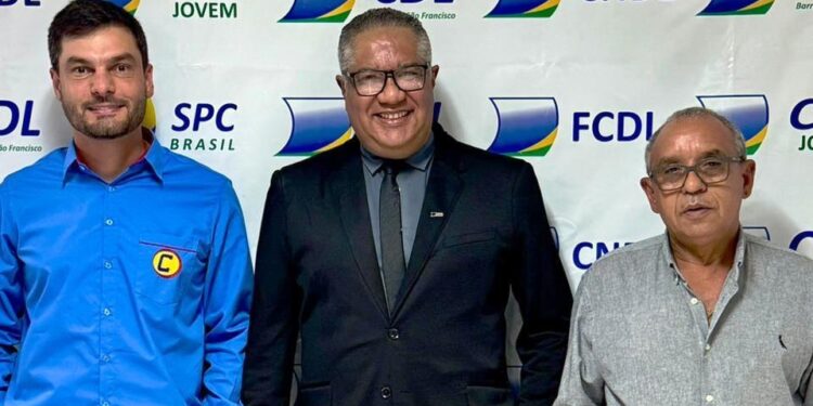 CDL Barra de São Francisco elege e empossa nova Diretoria para o triênio 2026/2029 