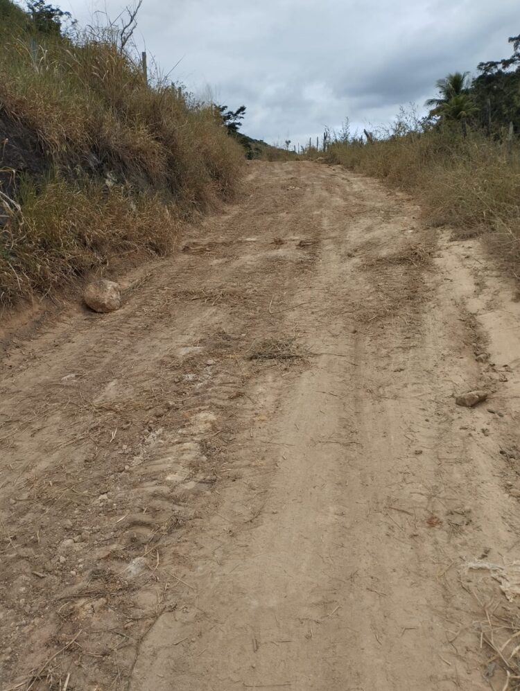 Prefeito Gentil Cumpre Promessa e Recupera Estradas do Boa Sorte e Cordeirinho nesta Sexta (22)