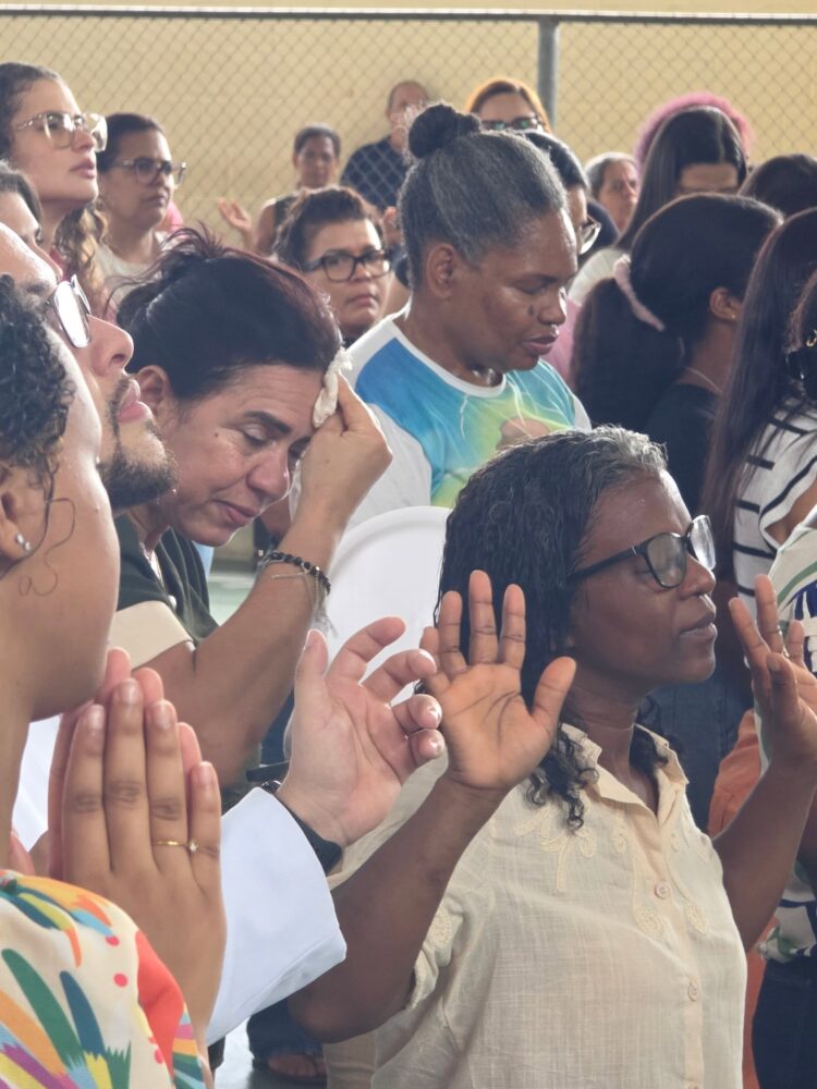 Coração em Festa: Comunidade Paroquial Celebra com Alegria o Encerramento das Festividades de Santo Antônio