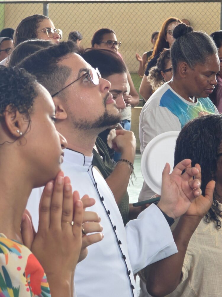 Coração em Festa: Comunidade Paroquial Celebra com Alegria o Encerramento das Festividades de Santo Antônio