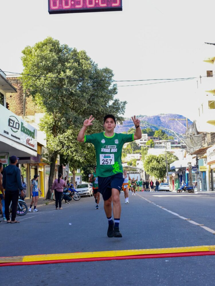 Sucesso absoluto: Mantena sedia a 1ª Corrida Terra Boa e impulsiona turismo e economia local